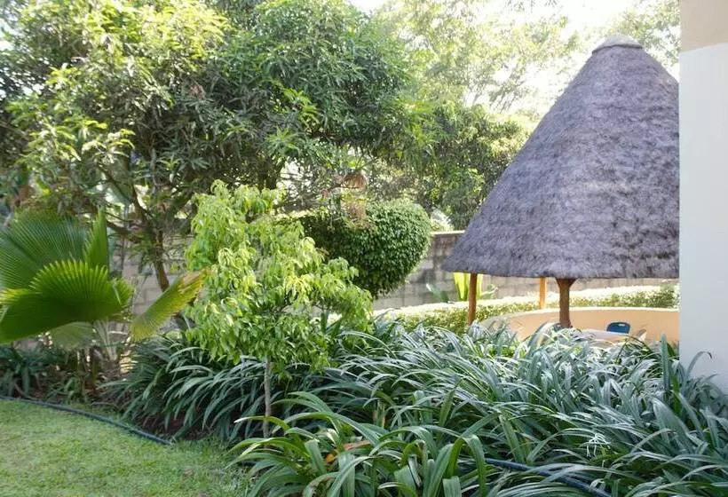 Garden Courts Hotel Masaka