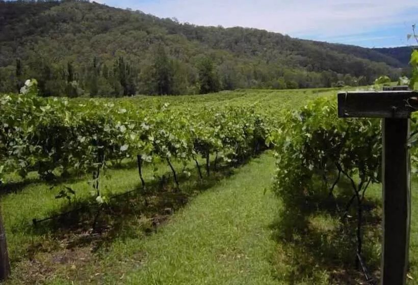 Hotelli Cedar Creek Cottages