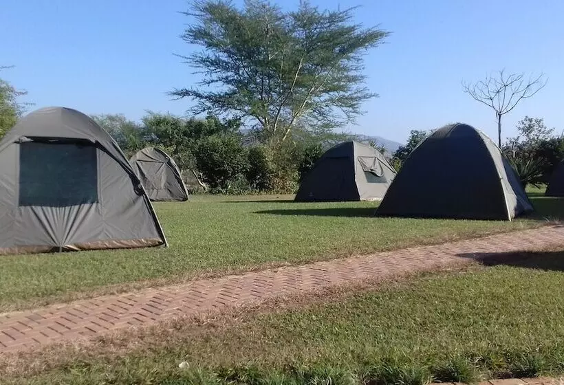 هتل Dwaleni Farm Lodge