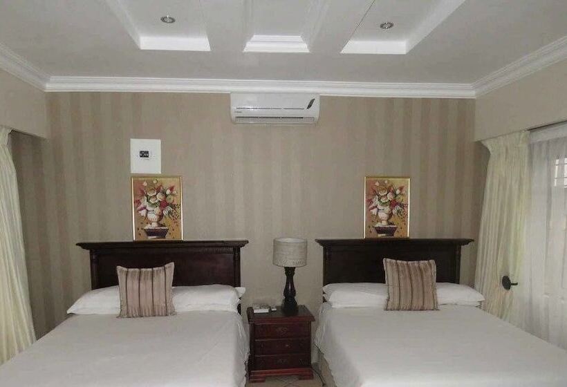 Szálloda Dwaleni Farm Lodge