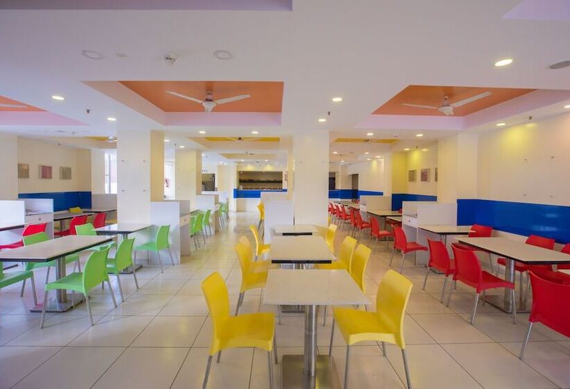 בית מלון כפרי Ganpat Grand, Palani