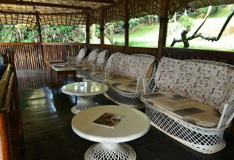 هتل Lake Kitandara Camp