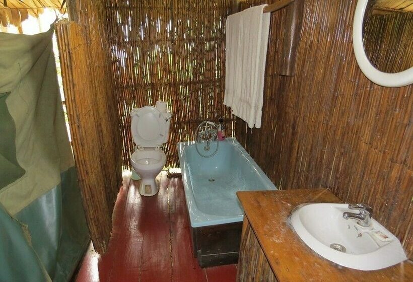 هتل Lake Kitandara Camp