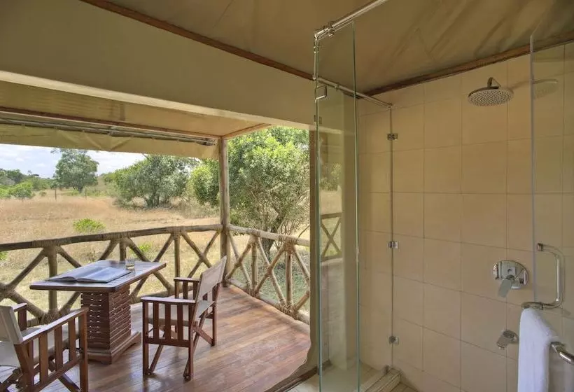 هتل Naserian Mara Camp