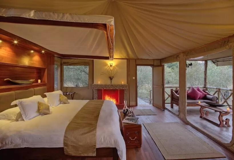 هتل Naserian Mara Camp