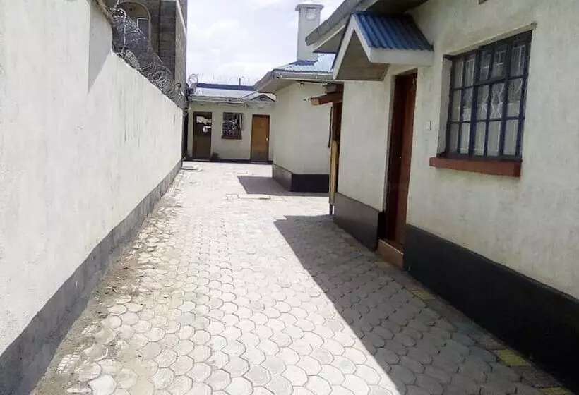 هتل Rangers Castle