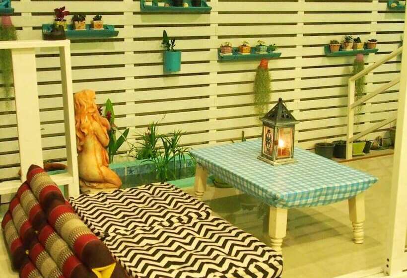 בית מלון כפרי Baan Sai Thong