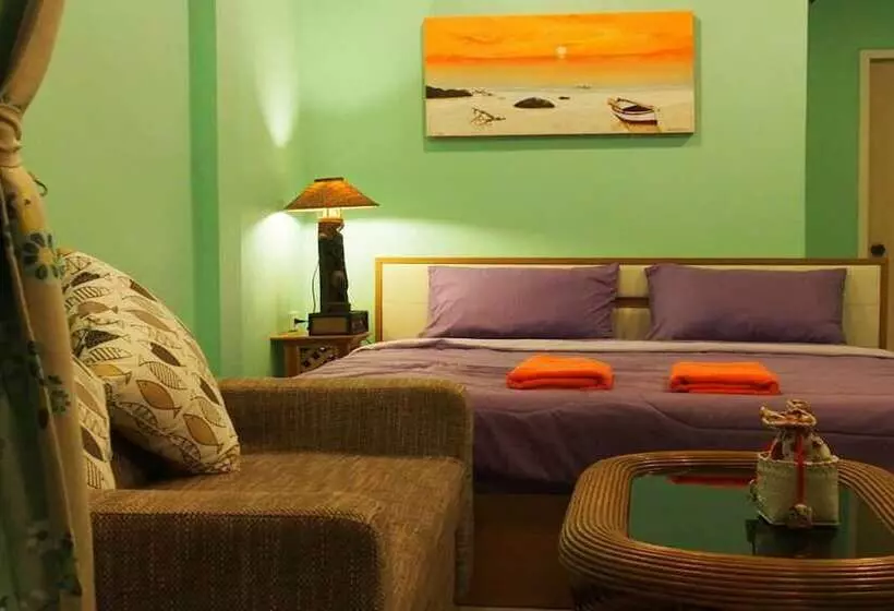 Hotelli Baan Sai Thong