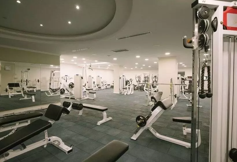 ホテル Burgaz İzer