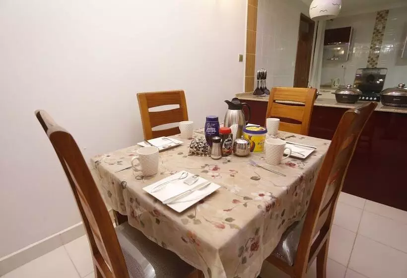 هتل Esao Airport Suites