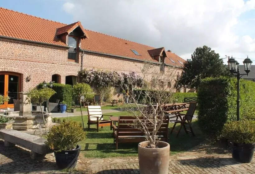 Hotelli Ferme De Montecouvez