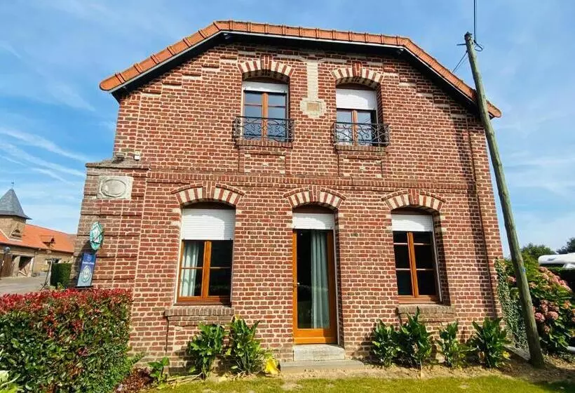 Hotelli Ferme De Montecouvez