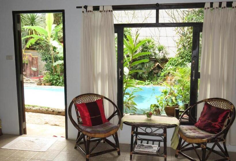 Hotel Little Eden Guesthouse