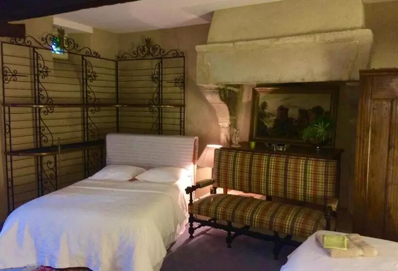 Hotelli Logis De La Filanderie