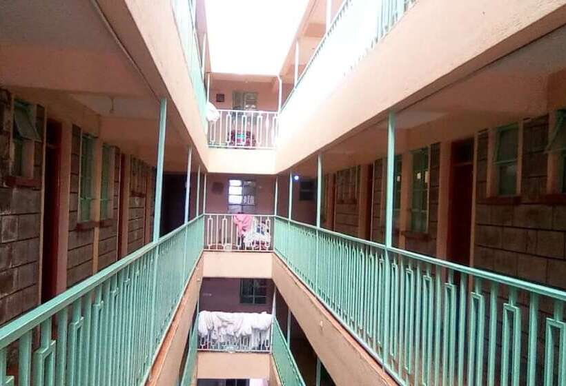 هتل Premier Lodge