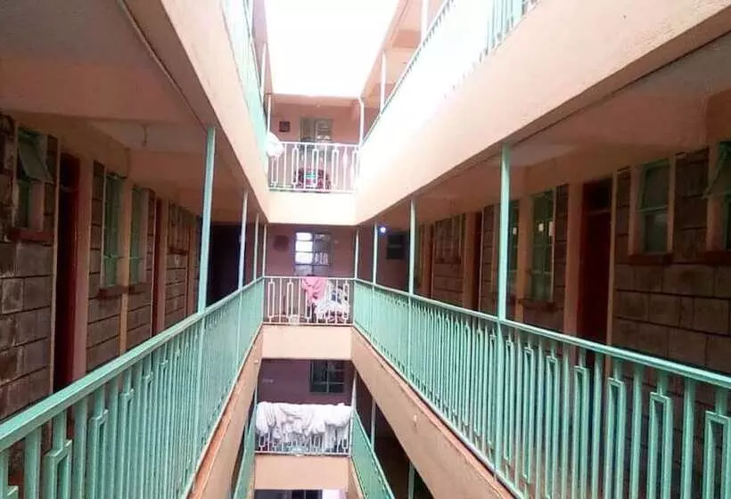 هتل Premier Lodge