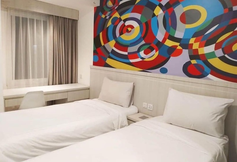 Urban Hotel Serpong