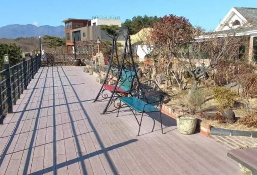 Hotelli Goseong Heim Bella Pension