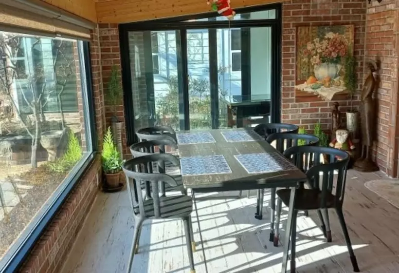 Hotelli Goseong Heim Bella Pension