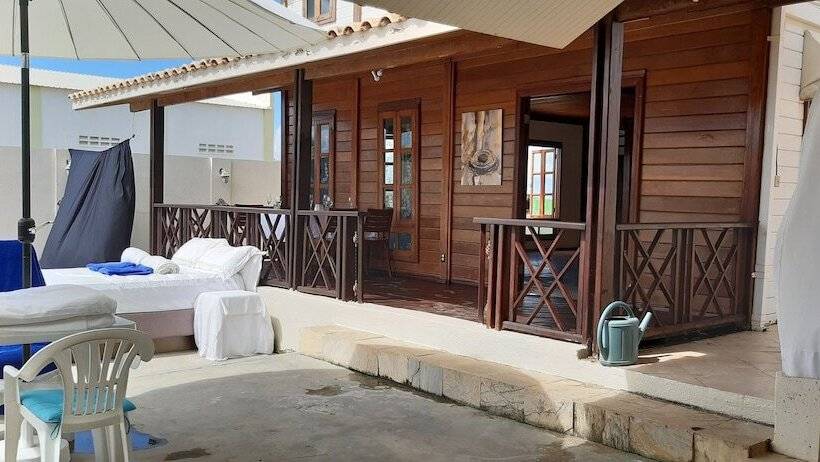 هتل Island House Curacao
