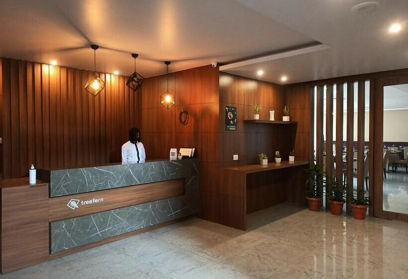 ホテル Tree Fern