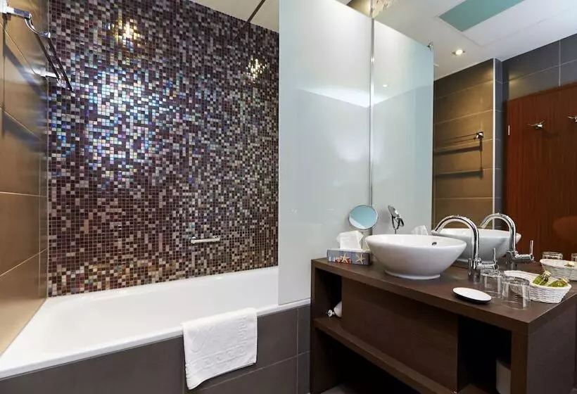 ホテル Villa Patzay Bor