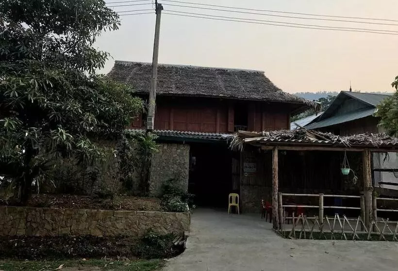 هتل Ban Buoc Homestay   Hostel