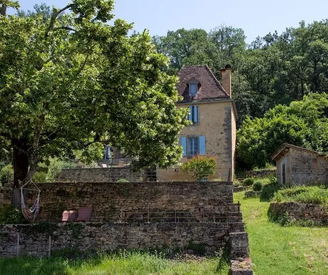 ホテル Chambre D Hôtes La Grange Milou