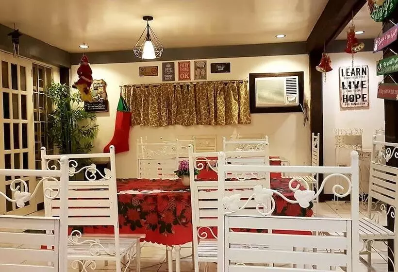 ホテル Country Inn  Baggao Main