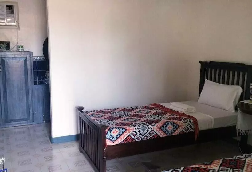 ホテル Country Inn  Baggao Main