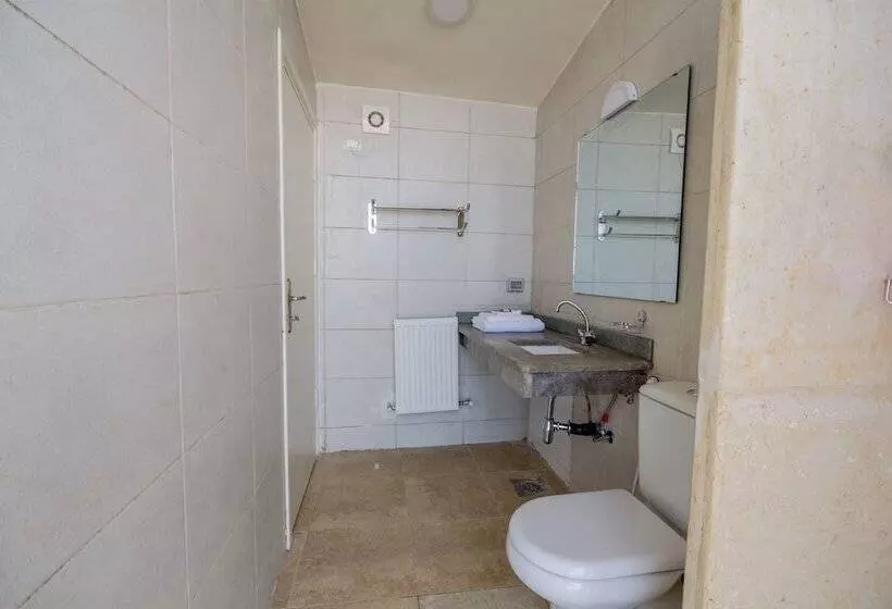 هتل Dana Guesthouse