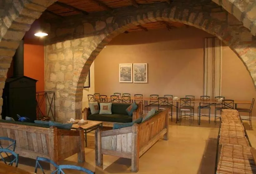 هتل Dana Guesthouse
