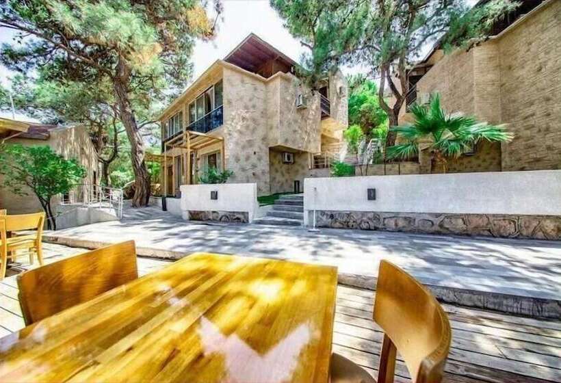 هتل Ivy Sailing Resort