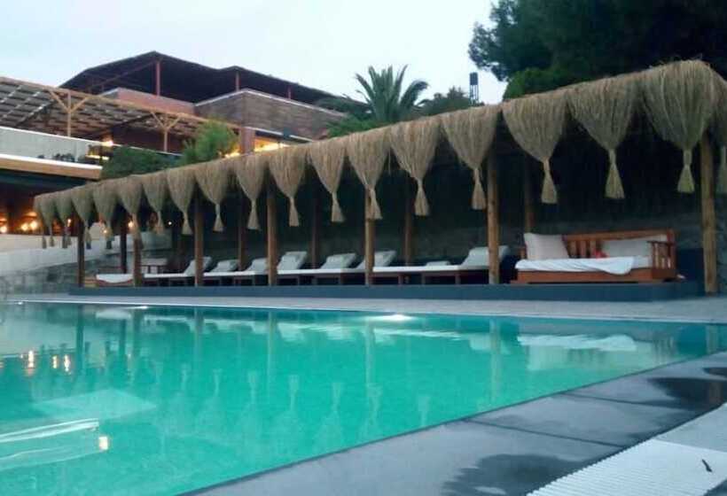 هتل Ivy Sailing Resort