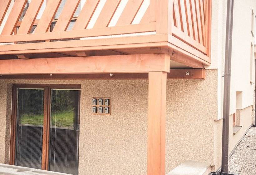 ホテル Vila Anna Ubytovanie Bešeňová