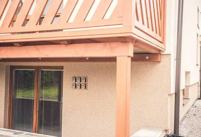 Hotelli Vila Anna   Ubytovanie Bešeňová