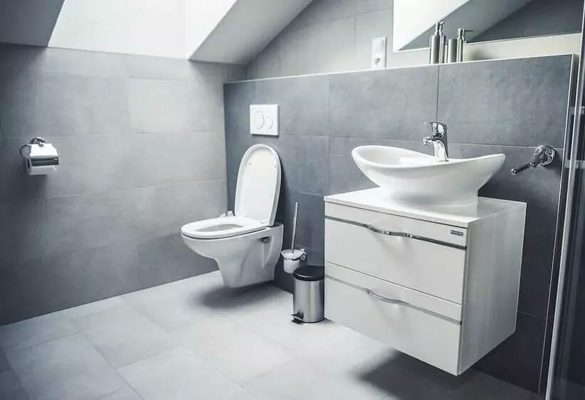 Hotelli Vila Anna   Ubytovanie Bešeňová