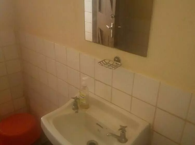 Transit Motel Chogoria