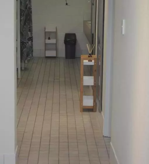 هاستل Youth Shack Backpackers Darwin