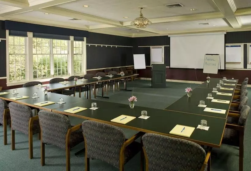 Bed and Breakfast 1906 Pine Crest Inn