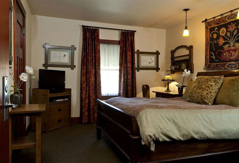 ベッドアンドブレックファースト Blackbird Inn