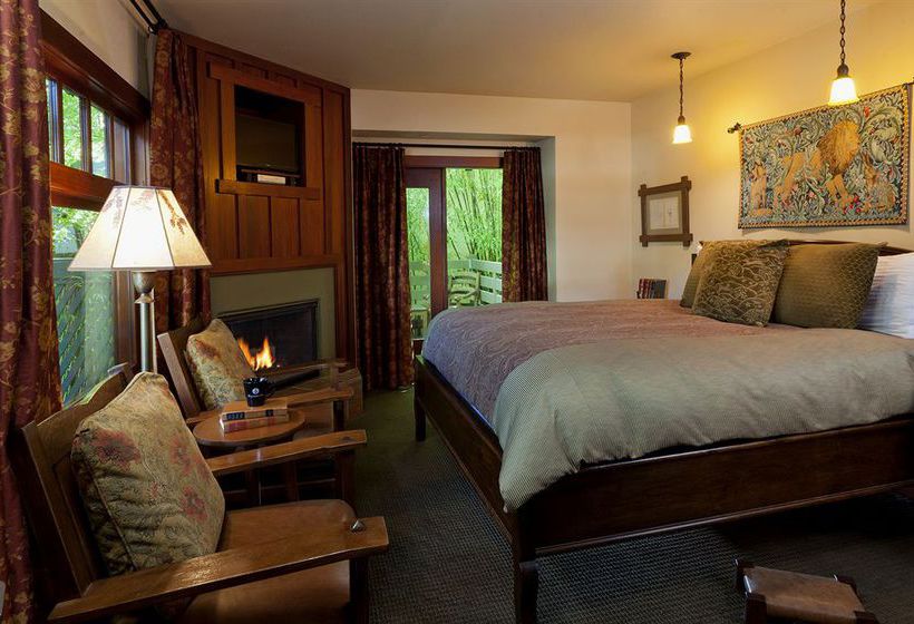 ベッドアンドブレックファースト Blackbird Inn