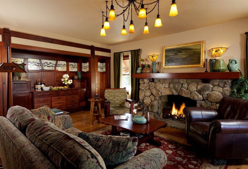 ベッドアンドブレックファースト Blackbird Inn