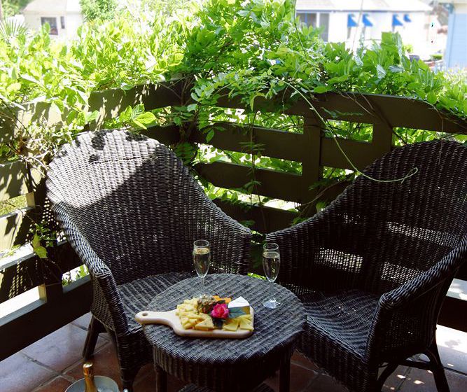 ベッドアンドブレックファースト Blackbird Inn