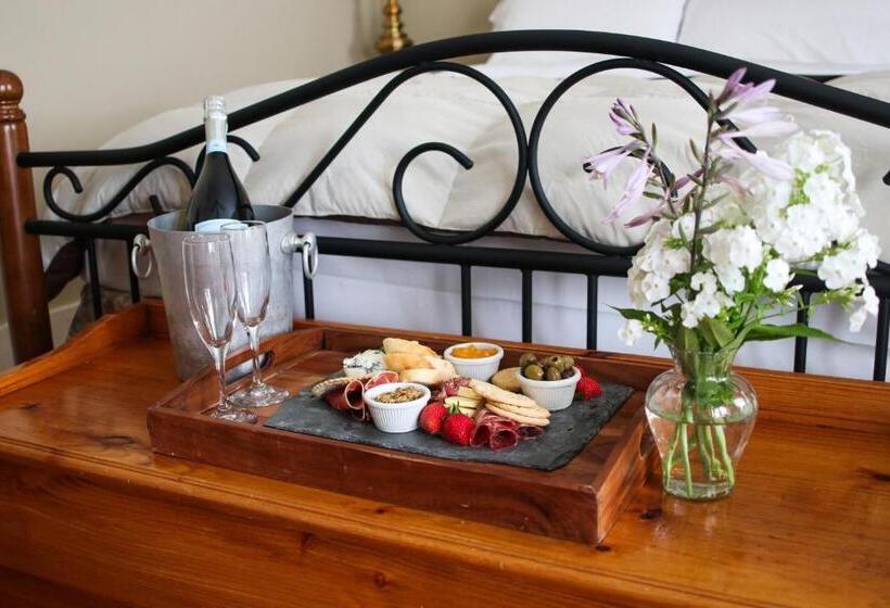 ベッドアンドブレックファースト Fullerton Inn