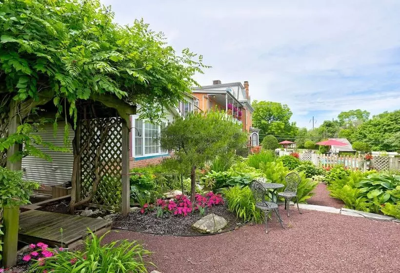 Greystone Manor Bed & Breakfast