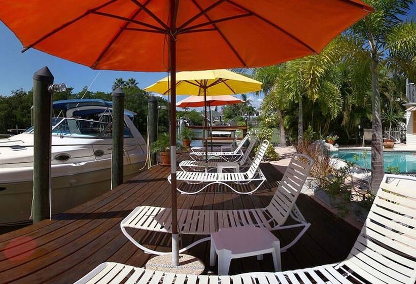 Bed and Breakfast Manatee Bay Inn Near Fishing Pier Fort Myers Beach