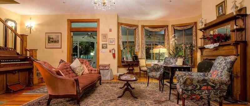 مبيت وإفطار Sweetwater Branch Inn