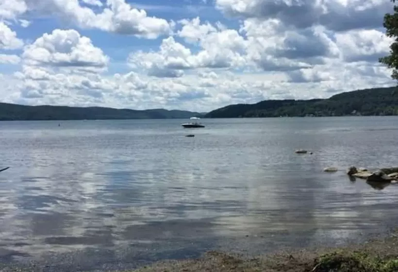 Bed and Breakfast The Hayden Creek Inn