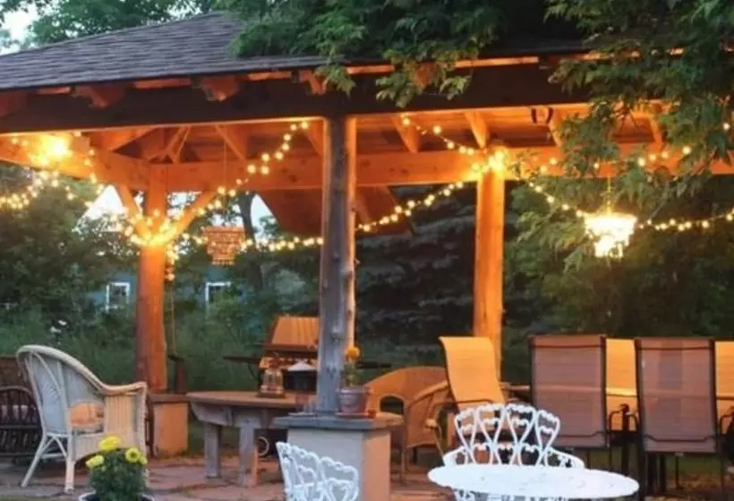 Bed and Breakfast The Hayden Creek Inn